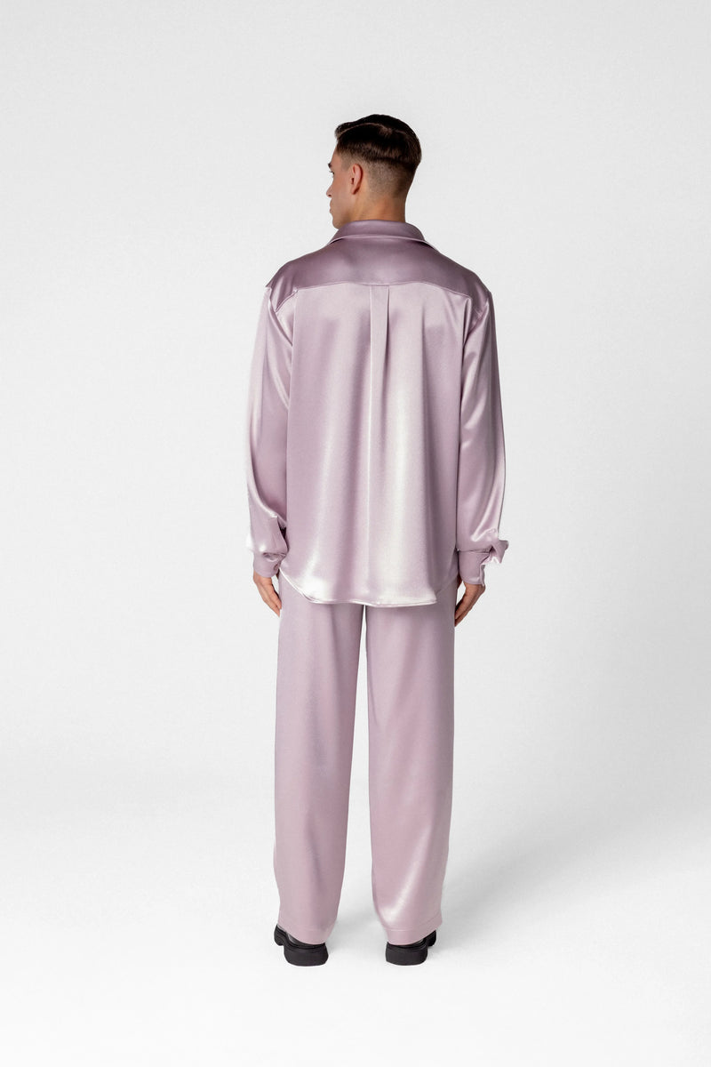 Men’s satin shirt with concealed fastening