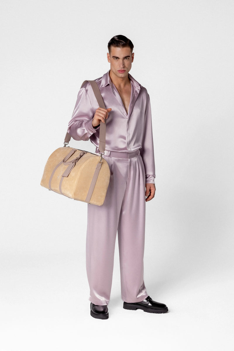 Men’s satin shirt with concealed fastening