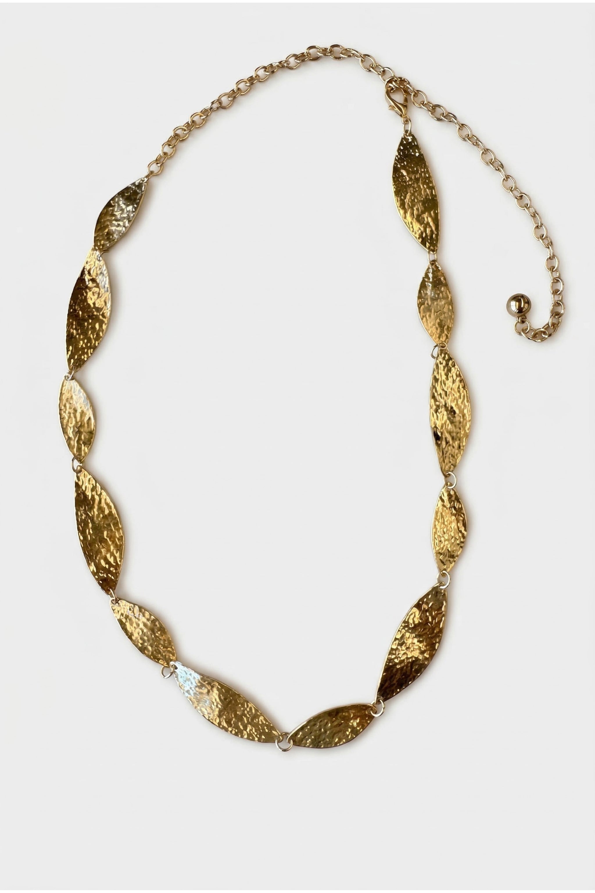 Leaf link chain belt in gold