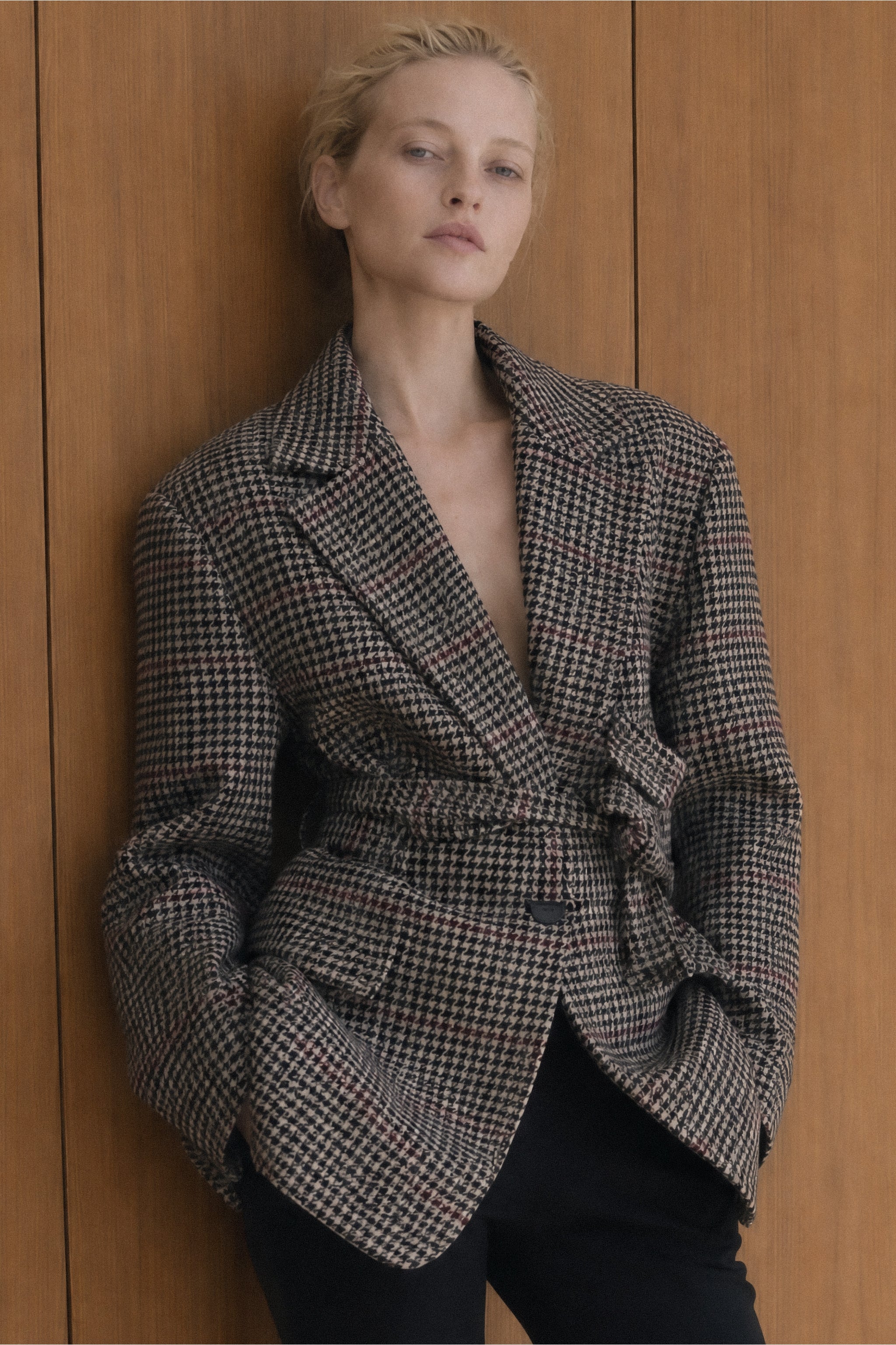 Cropped houndstooth belted jacket editorial image 2