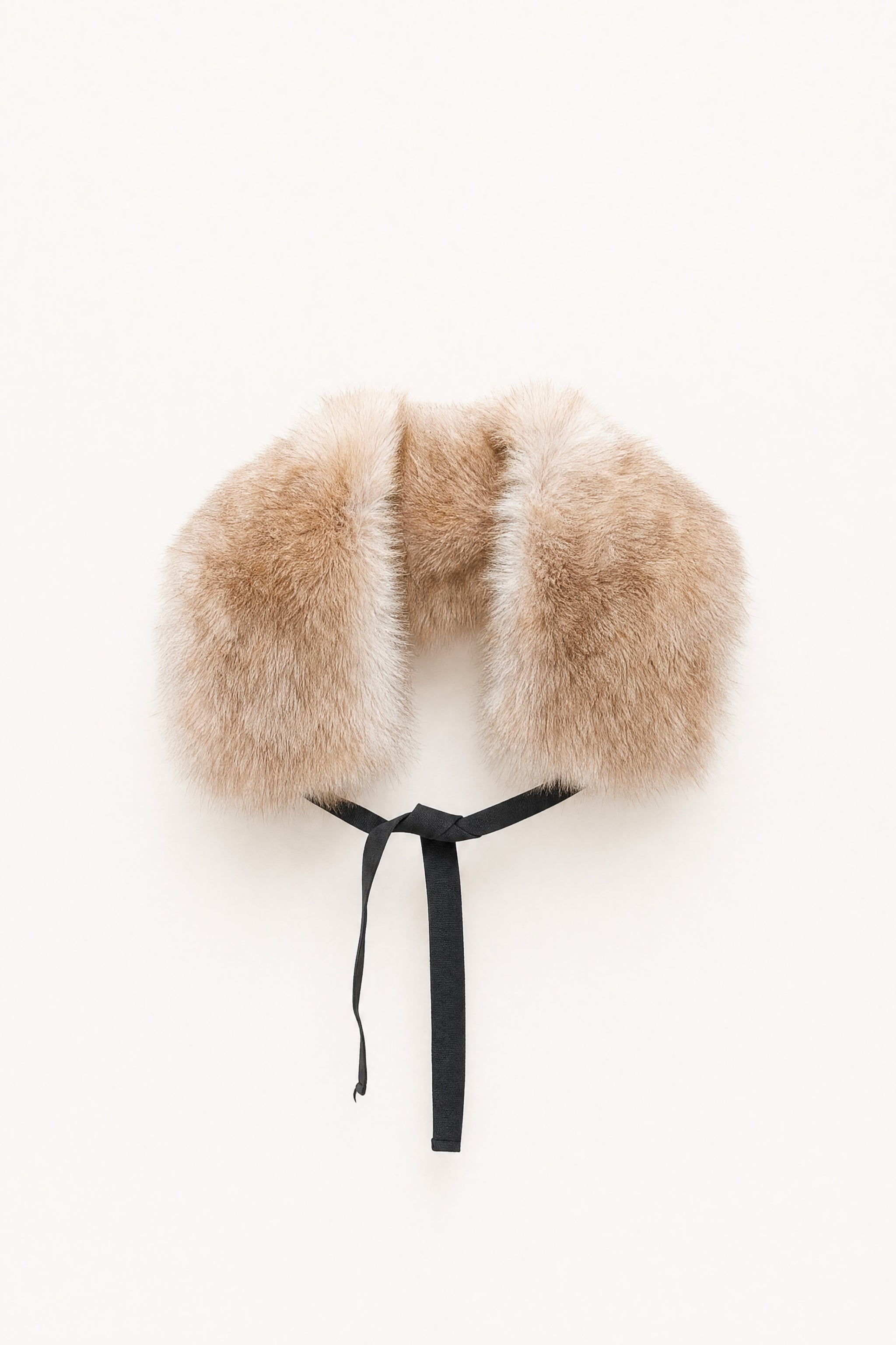 Faux fur tie scarf in beige image 1
